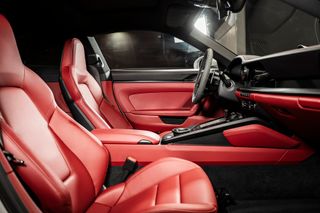 Porsche 911 4 GTS 992 2024