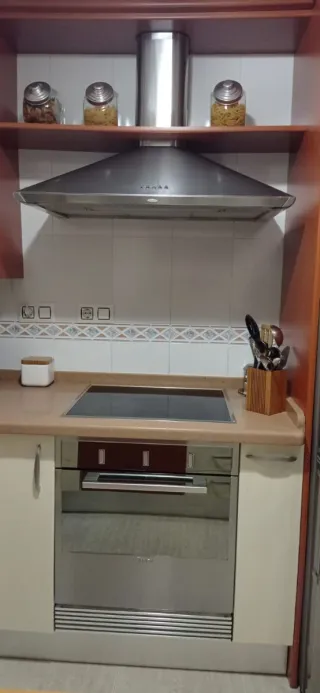 Cocina completa con electrodomésticos
