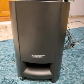 Sistema de Sonido Bose con Subwoofer