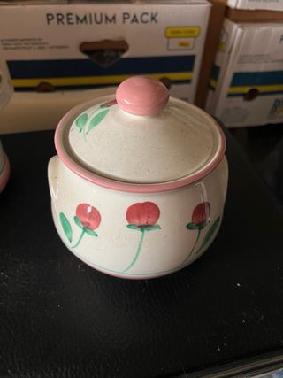 Zuccheriera in ceramica con decoro floreale