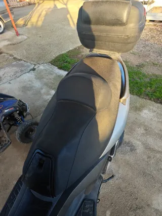 Kymco Xciting 500 Gris Plata