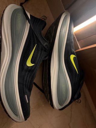 Nike Vomero 42 Hombre Verde Originales