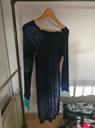 Vestido Desigual azul con pedrería