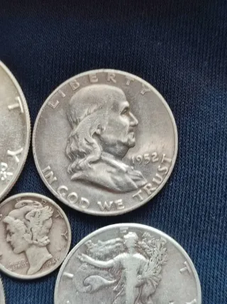 Lote 5 Monedas Plata (Más de Dos Onzas Plata Pura)