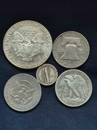 Lote 5 Monedas Plata (Más de Dos Onzas Plata Pura)