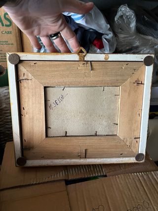 Quadro con cornice dorata scena marina