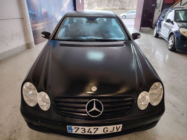 Mercedes-Benz CLK 2003