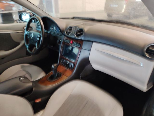 Mercedes-Benz CLK 2003