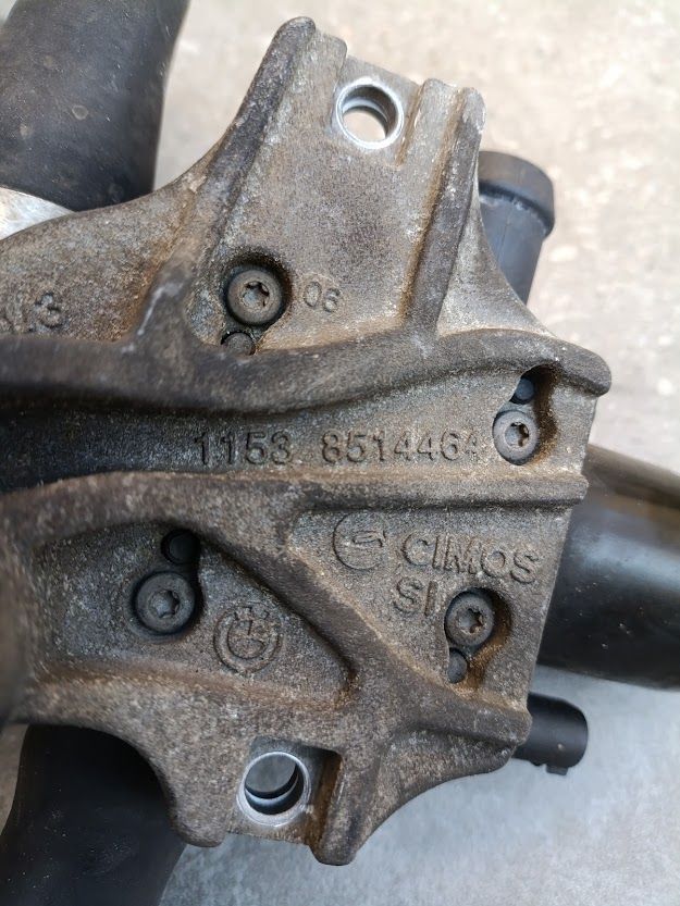 Bomba Agua Auxiliar BMW 11538511748 8511748