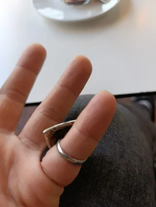 Anillo vintage plata de rey con piedra ámbar y det
