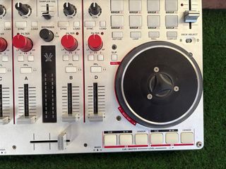 Vestax VCI-400DJ Serato Limited Edition