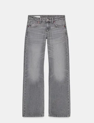 Pantalón vaquero Zara gris