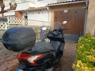 Kymco Super Dink 125cc Negra