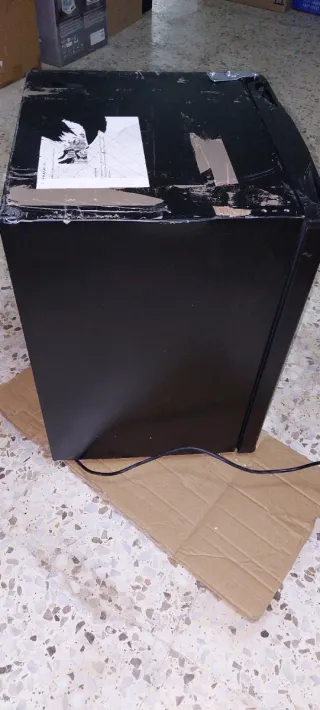 Congelador Bomann negro 40L con marcas exteriores