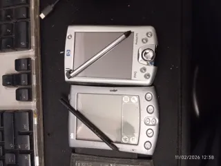 Palm PDA con funda otra HP sin batería.