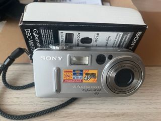 Cámara Sony Cyber-shot 4.0 MP