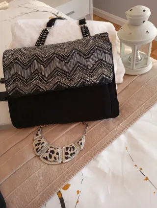 Bolso Piel Nobuck Bordado Abalorios Negro/Plata