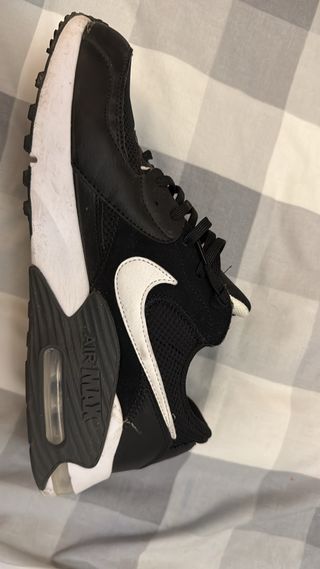 Zapatillas Nike Air Max Negras y Blancas