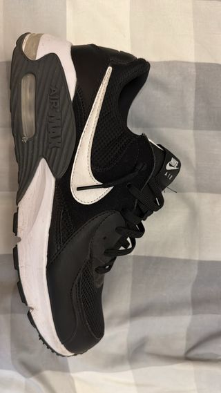 Zapatillas Nike Air Max Negras y Blancas
