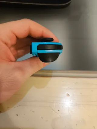 Joy-Con Izquierdo Azul Neón Nintendo Switch