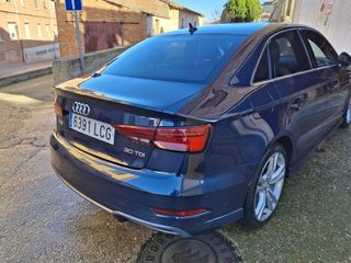 AUDI A3 S LINE BERLINA