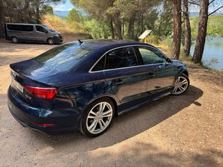 AUDI A3 S LINE BERLINA