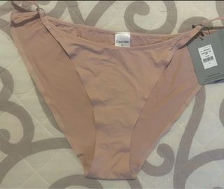 Conjunto lencería Calvin Klein