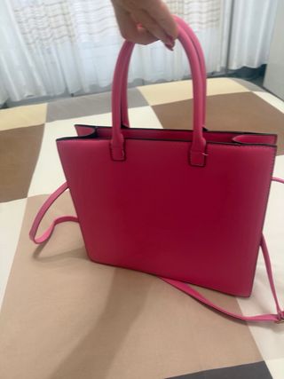 Borsa a mano fucsia con logo V