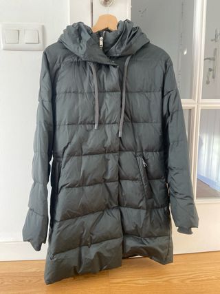 Abrigo plumífero Zara verde oscuro