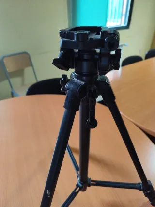 Trípode para cámara y vídeo