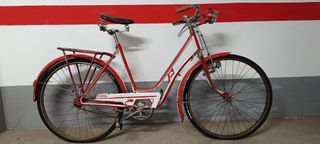 Bicicleta Paseo Roja Vintage