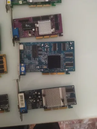 Lotto di 11 schede grafiche vintage