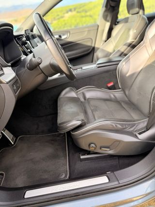 VOLVO XC60 2019 D4 R-DESING