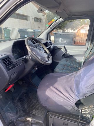 Furgoneta Mercedes-Benz Vito