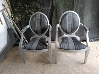 4 Sillones de Tela y Madera - 100€