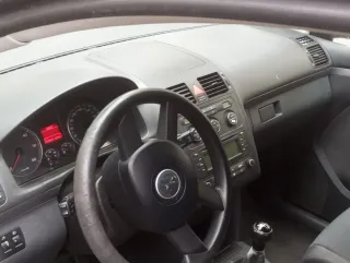 Volkswagen Touran 2004