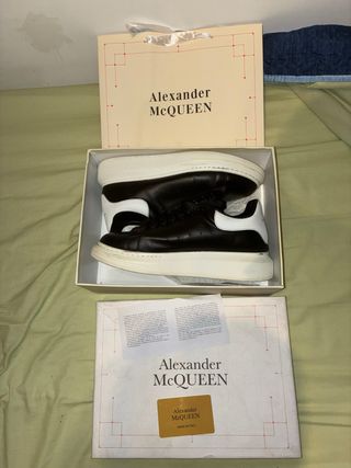 Alexander McQueen Scarpe Sneakers Pelle Nere Bianc