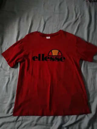 Varias camisas... leer anuncio