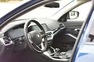 BMW G21 330e Láser* Pano*Virtual* HK* Shadow* full