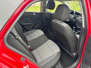 Hyundai i20 1.2 MPI (84cv) - Impecable, Libro