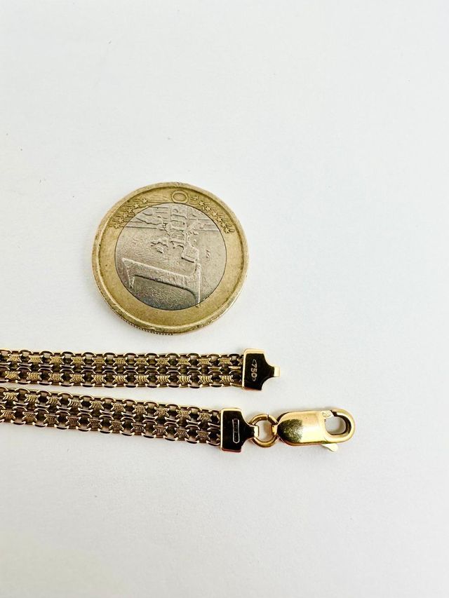 Cadena bismark de oro de 18k. Peso: 14.84 g.
