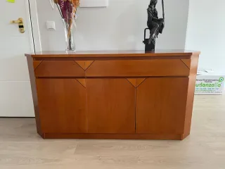 Cómoda aparador de calidad.