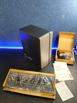 PC Sobremesa Lenovo Ideacentre 720-18ASU Plata