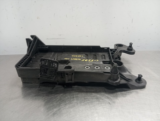 SOPORTE BATERIA SKODA KAROQ (NU) DTR 5Q0915321K