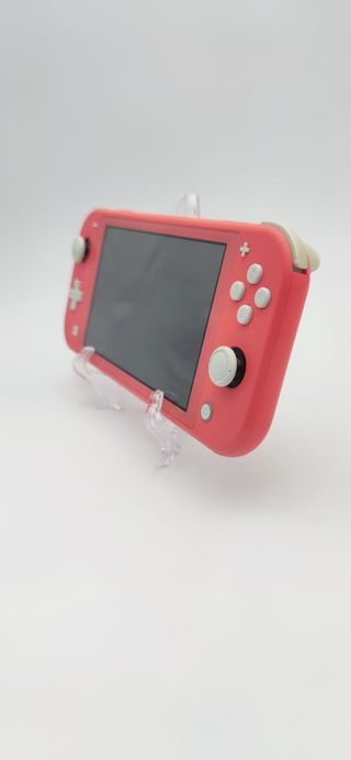 Nintendo Switch Lite Coral