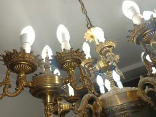 Lámpara de techo antigua de bronce