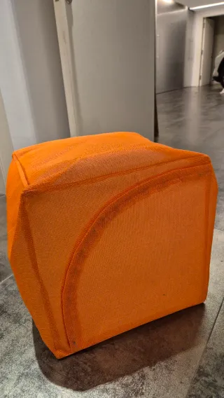 2 pouf/poggiapiedi arancione per interni ed esterni