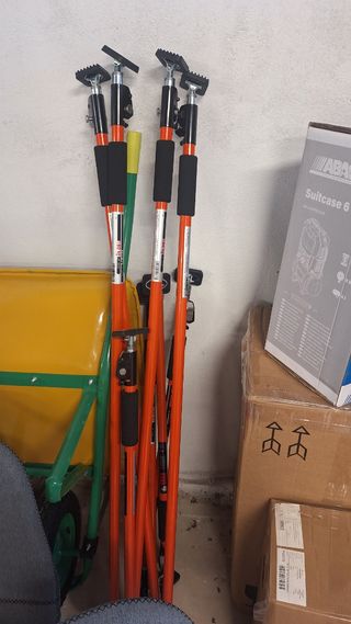 Materiales de ferreteria por cierre