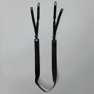 Barra de dominadas, TRX, minibandas y accesorios