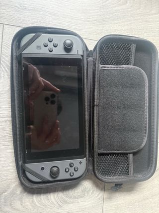 Nintendo Switch Gris y Negro